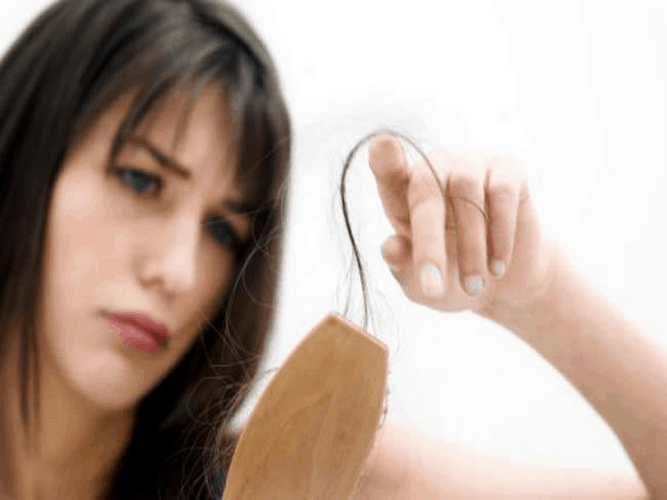 4 Best Ways To Stop Hair Loss After Giving Birth