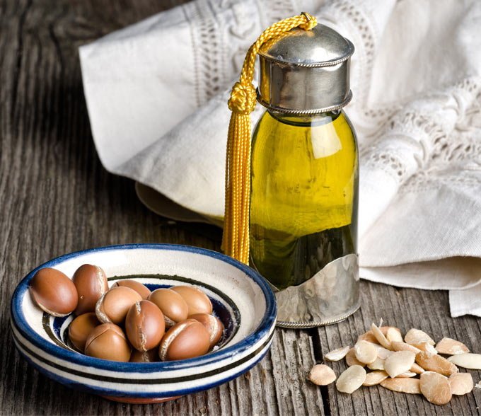 Argan Oil for Hair Loss? Does it Work and Hair Benefits