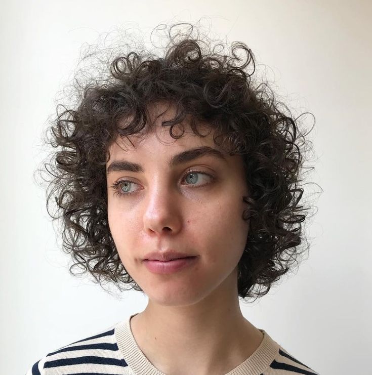 Shorter Hairstyle for Thin Curly Hair